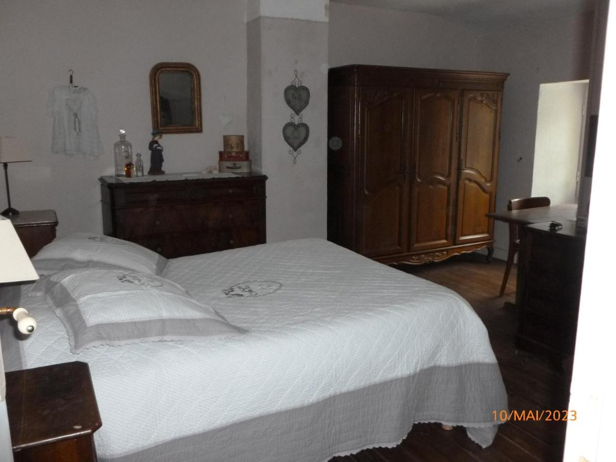 Saint-Paul-des-Fonts Maison De Village מראה חיצוני תמונה